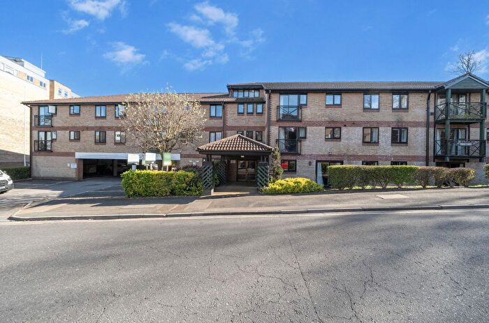 2 Bedroom Flat To Rent In Manhattan Court, Tongdean Lane, Brighton, East Sussex, BN1