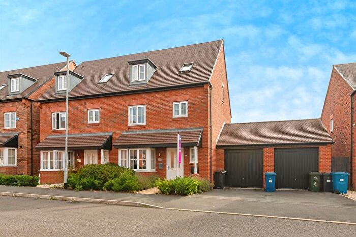 4 Bedroom Semi-Detached House For Sale In Daffodil Gardens, Edwalton, Nottingham, NG12
