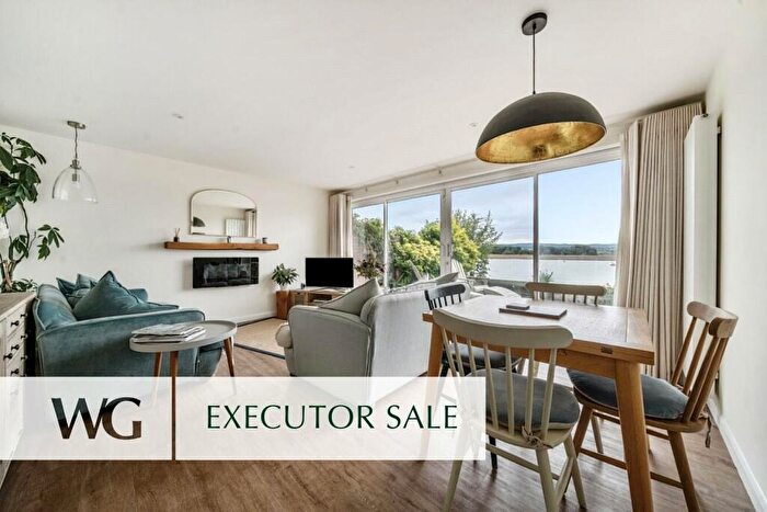 3 Bedroom Apartment For Sale In Topsham, Devon, EX3