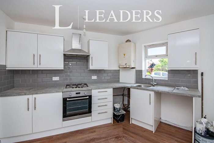 2 Bedroom Apartment To Rent In Clarence Park Road, Bournemouth, BH7