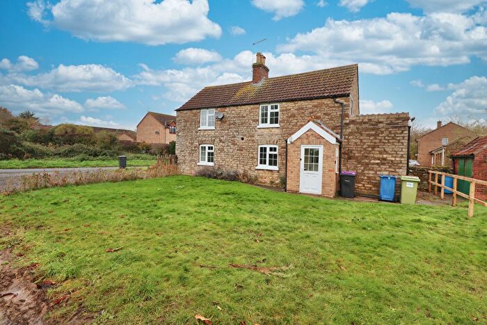 3 Bedroom Detached House For Sale In Willingham Road, Fillingham, Gainsborough, DN21