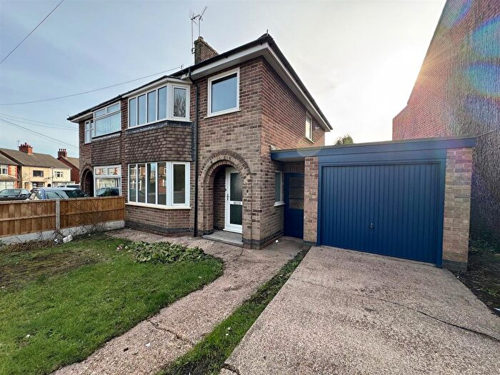 3 Bedroom Semi Detached House To Rent In Ravenstone Road, Coalville, LE67