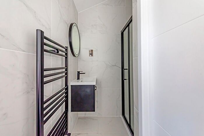 1 Bedroom Flat For Sale In Fordwych Road, London, NW2