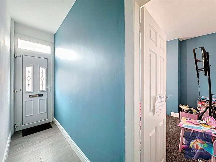 3 Bedroom Terraced House For Sale In Warwick Street, Southport, PR8