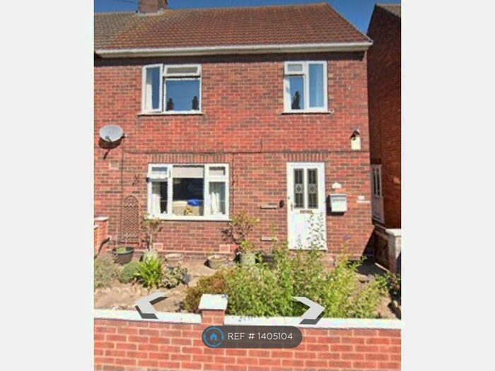 4 Bedroom Semi-Detached House To Rent In Jubilee Crescent, Louth, LN11