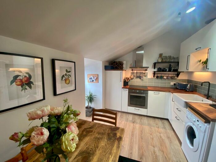 1 Bedroom Flat To Rent In St. Georges Terrace, Jesmond, NE2