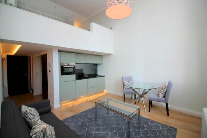 1 Bedroom Flat To Rent In Flat, Mcdonald Road, Edinburgh, EH7