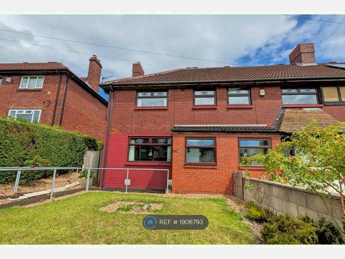 3 Bedroom End Of Terrace House To Rent In Scott Hall Road, Leeds, LS7