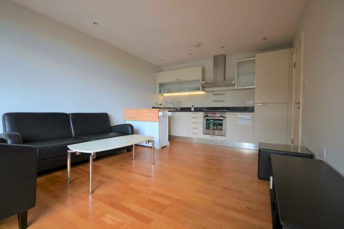 2 Bedroom Apartment To Rent In Crouch Hall Road, N8