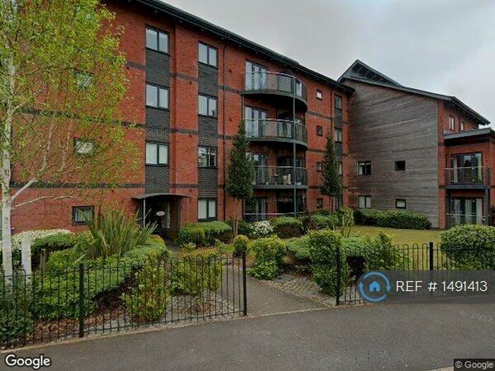2 Bedroom Flat To Rent In Hobart Point, West Bromwich, B71