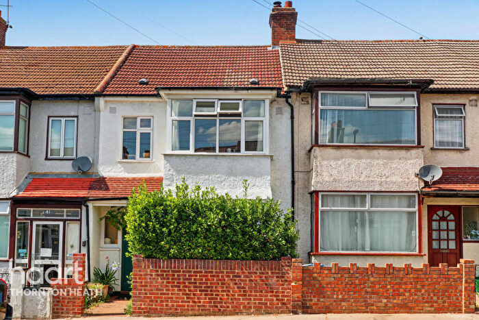 3 Bedroom Terraced House For Sale In Mersham Road, Thornton Heath, CR7
