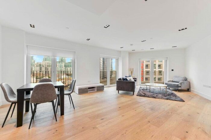 2 Bedroom Flat To Rent In Keybridge Tower, Exchange Gardens, London, SW8