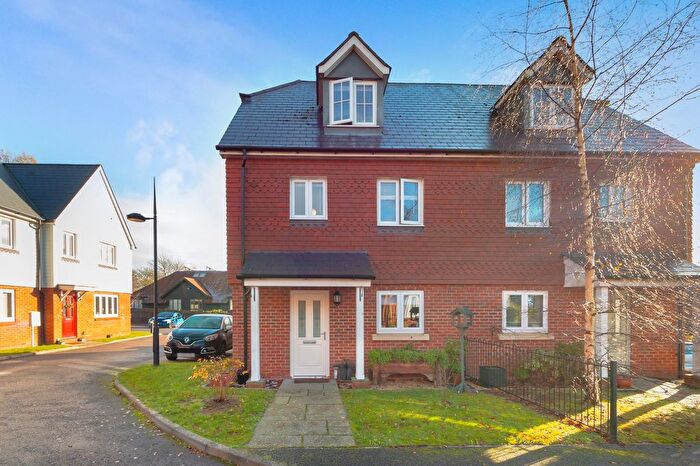 3 Bedroom Semi Detached House For Sale In Oakwood Close, Five Ash Down, TN22