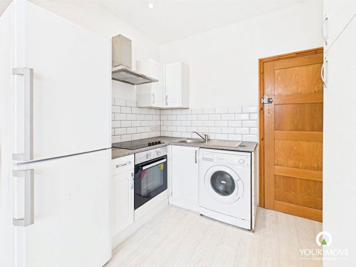 1 Bedroom Flat To Rent In Surrey Road, Cliftonville, Margate, Kent, CT9