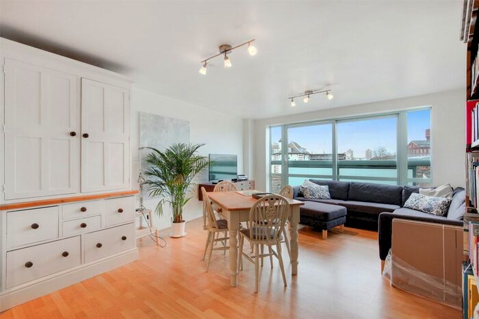 2 Bedroom Flat To Rent In Theatre Building, Paton Close, London, E3