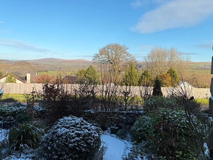 2 Bedroom House To Rent In Harrowbeer Mews, PL20