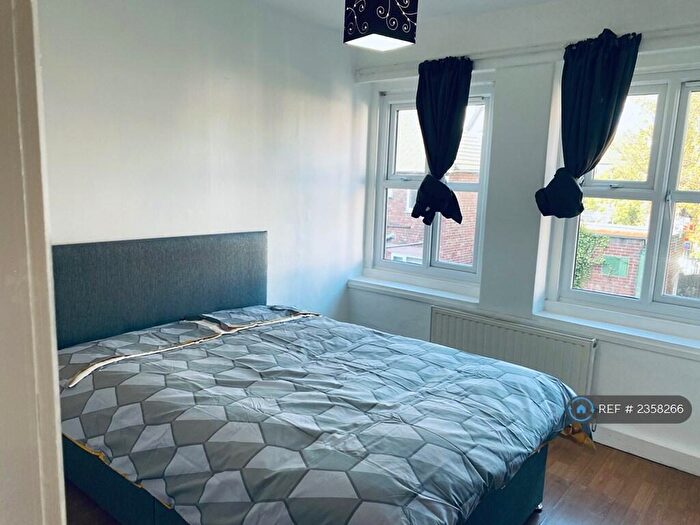 3 Bedroom Flat To Rent In Holland Street, Liverpool, L7