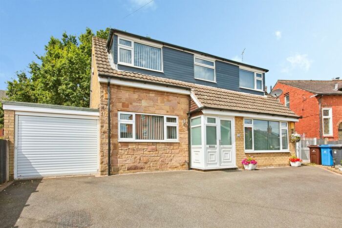 2 Bedroom Detached House For Sale In Heath Avenue, Littleover, Derby, DE23