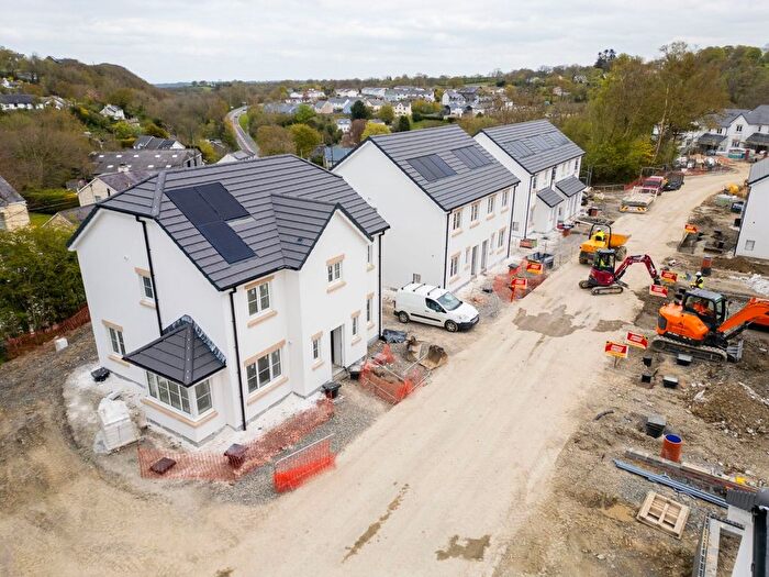 4 Bedroom Detached House For Sale In Caeau Gwynfryn, Llanarth, SA47