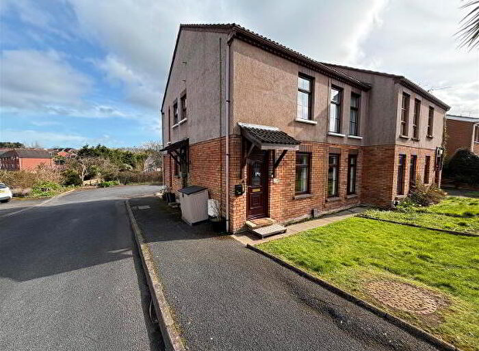 2 Bedroom Apartment / Flats For Sale In A Ashdale Court, Bangor, BT20