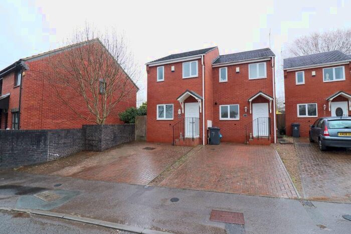 2 Bedroom Semi-Detached House To Rent In School Mews, Matson, Gloucester, GL4