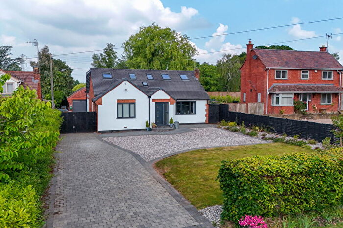5 Bedroom Detached Bungalow For Sale In Wood Lane, Astwood Bank, Redditch, B96