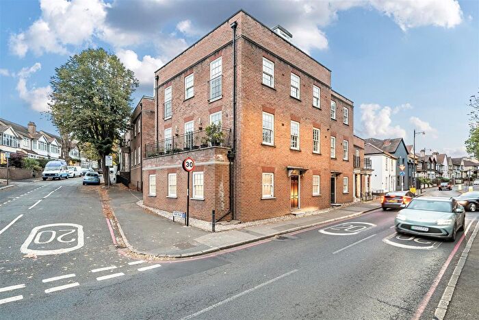 2 Bedroom Flat For Sale In Flat, Nicole Lodge, Carshalton Park Road, Carshalton, SM5