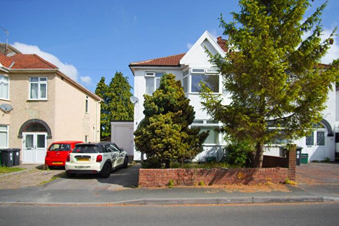 3 Bedroom Semi-Detached House To Rent In Pine Grove, Filton, BS7