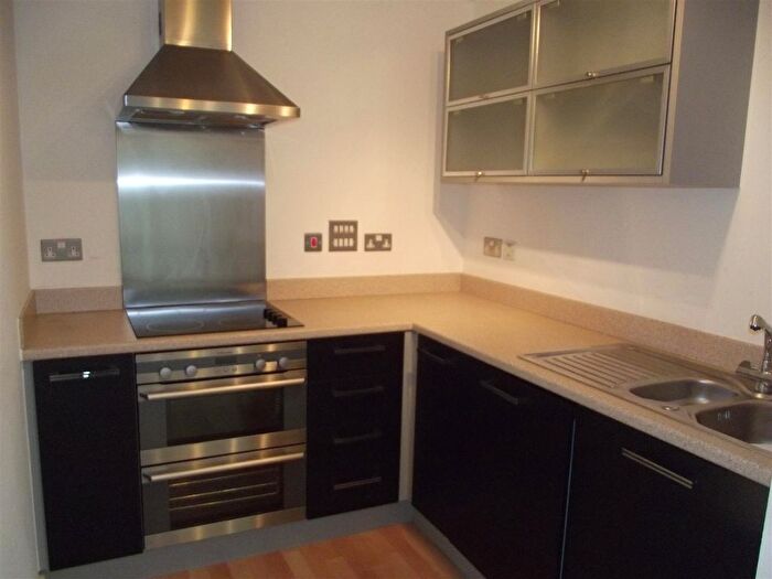 1 Bedroom Flat To Rent In Acland House, Exeter, EX1