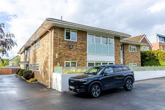 2 Bedroom Flat For Sale In Eastbury Avenue, Northwood, HA6
