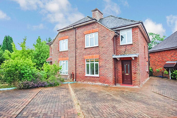 4 Bedroom Semi-Detached House To Rent In Stratford Road, Salisbury, SP1