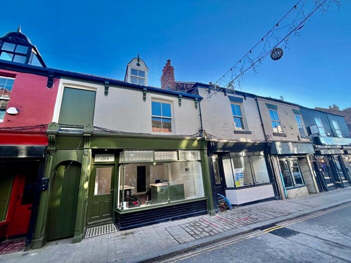 2 Bedroom Flat To Rent In Sea View Street, Cleethorpes, DN35