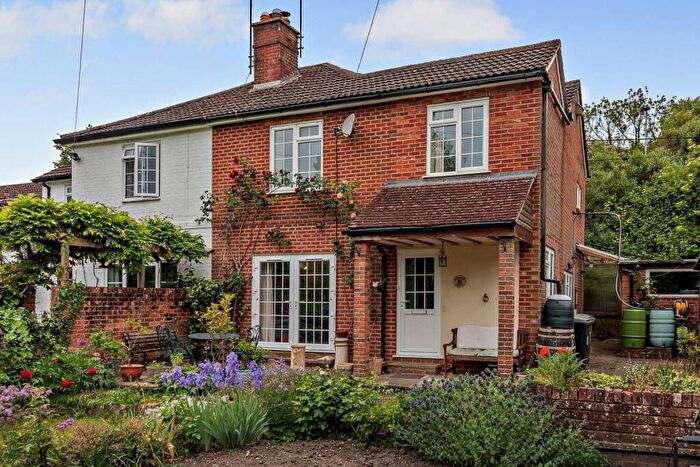 3 Bedroom Semi-Detached House For Sale In Park View, Shawford, Winchester, Hampshire, SO21