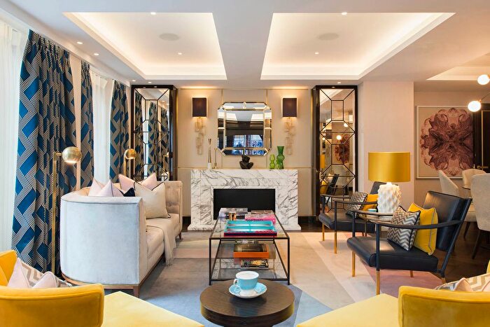 2 Bedroom Flat To Rent In Jermyn Street, London, SW1Y