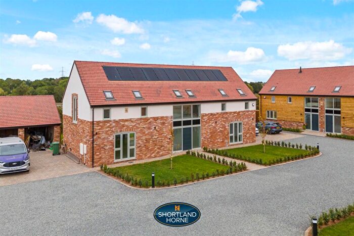 4 Bedroom Detached House For Sale In Pickford Green Lane, Allesley, Coventry, CV5