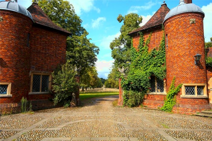 2 Bedroom Semi-Detached House To Rent In Newark Lane, Ripley, Woking, Surrey, GU23
