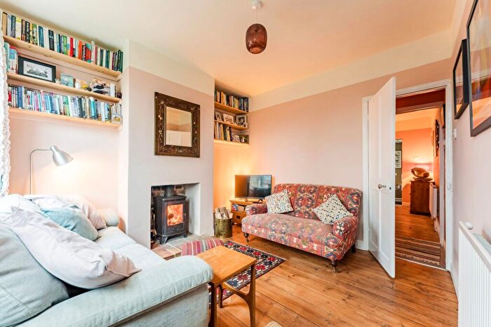 2 Bedroom Terraced House For Sale In Cremorne Lane, Norwich, NR1