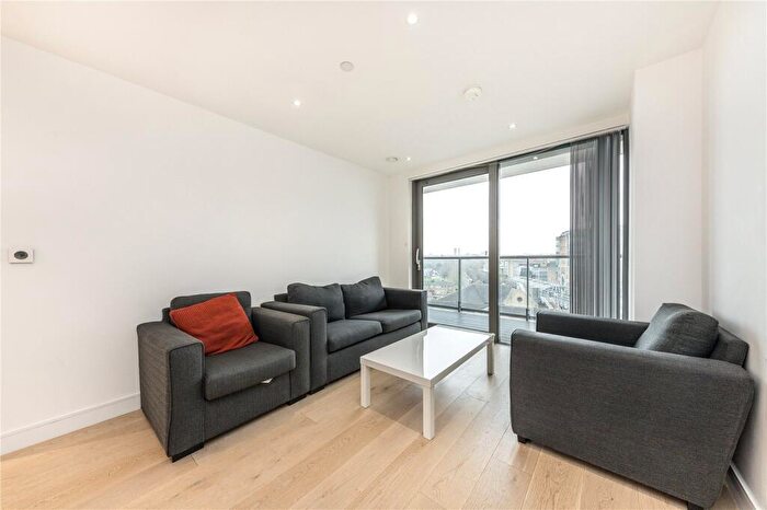 1 Bedroom Apartment To Rent In East Ferry Road, London, E14