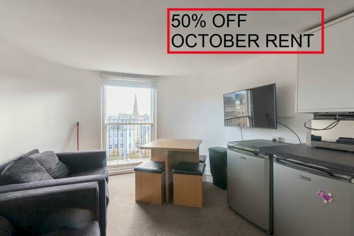 4 Bedroom Flat To Rent In P &#; Nicolson Square, Edinburgh, EH8