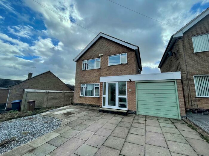 3 Bedroom Detached House To Rent In Corfe Close, Littleover, DE23