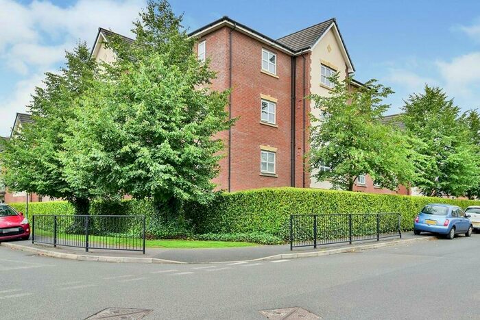 2 Bedroom Apartment To Rent In Lawnhurst Avenue, Manchester, Greater Manchester, M23