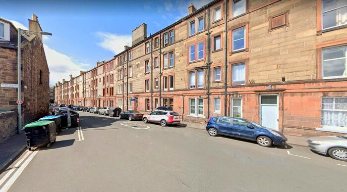 1 Bedroom Flat To Rent In Rossie Place, Edinburgh, EH7