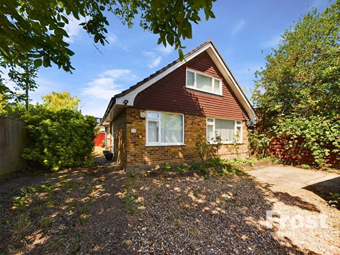 3 Bedroom Chalet To Rent In Chertsey Road, Ashford, Surrey, TW15