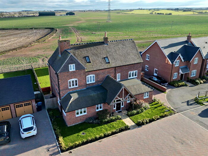 6 Bedroom Detached House For Sale In Manor Lane, Harlaston, Tamworth, B79