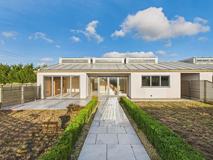 5 Bedroom Detached House For Sale In Hogshaw, Buckingham, Buckinghamshire, MK18