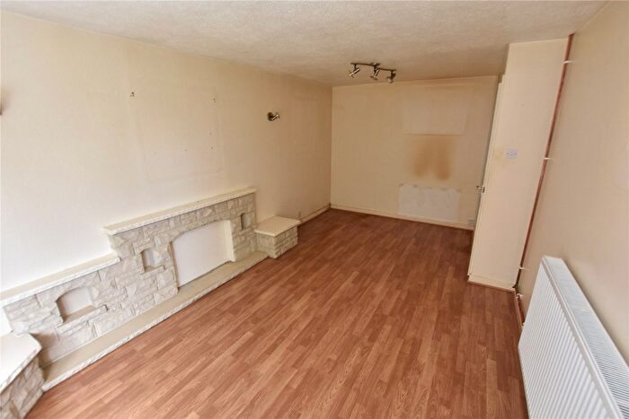 2 Bedroom Bungalow For Sale In Rockingham Way, Pendas Fields, Leeds, West Yorkshire, LS15