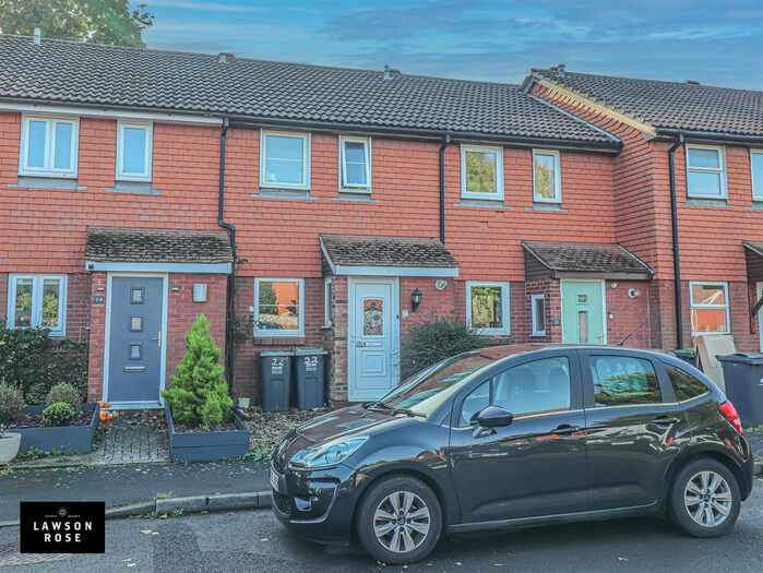 2 Bedroom Property To Rent In Fathoms Reach, Hayling Island, PO11