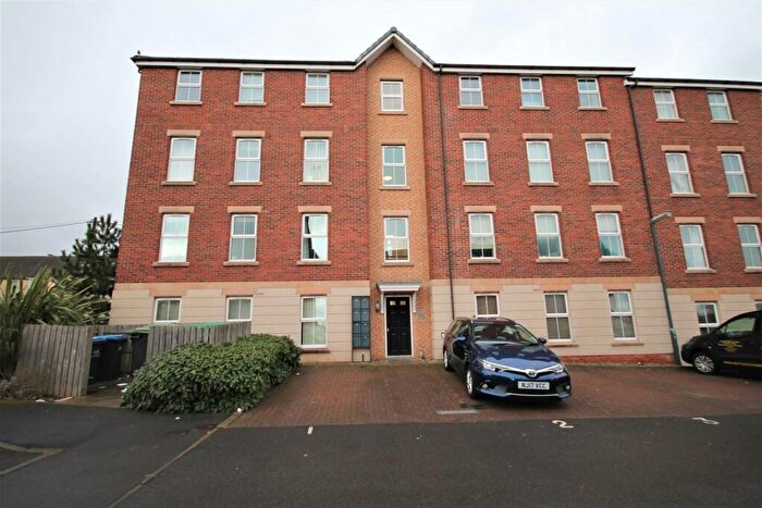 2 Bedroom Flat To Rent In Meadow Rise, Meadowfield, DH7