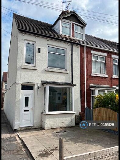 4 Bedroom End Of Terrace House To Rent In Radcliffe Mount, Doncaster, DN5
