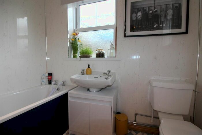 3 Bedroom Terraced House For Sale In Hill Street, Newbridge, Newport, NP11